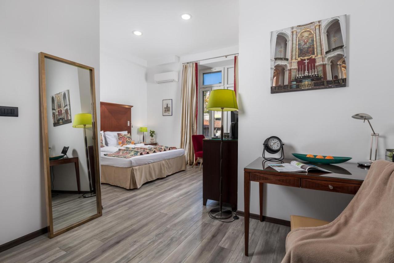 Continentale Apartment Рийека Екстериор снимка