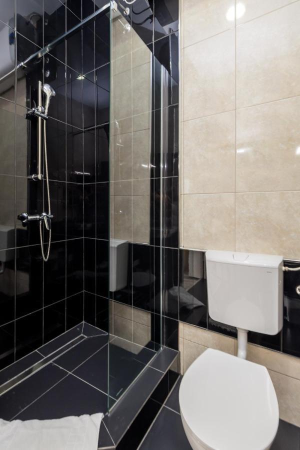Continentale Apartment Рийека Екстериор снимка